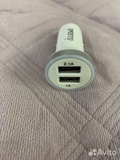 Зарядное устройство в прикуриватель авто