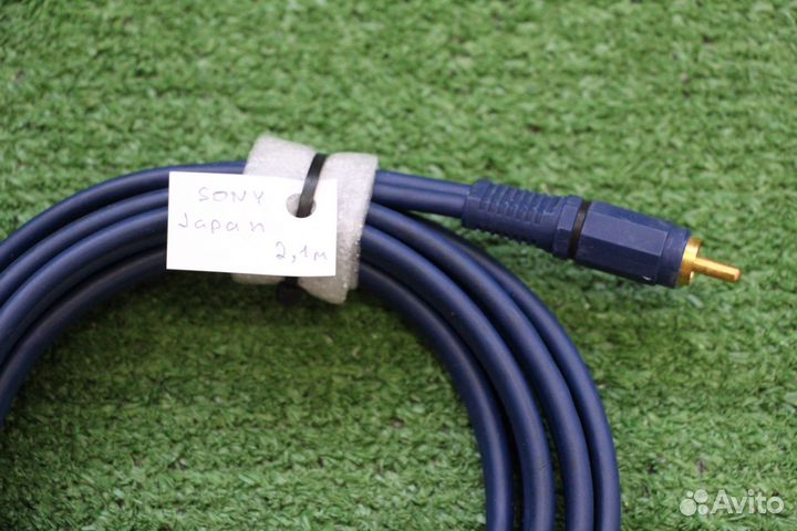 Sony 1RCA-2RCA, Japan