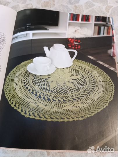 Книга 50 вязаных идей для дома и интерьера