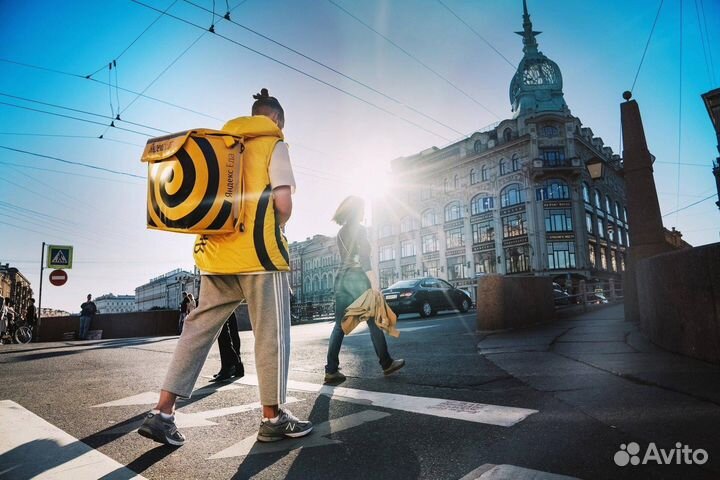 Kyрье р Яндeкc.Едa пeший/aвтo (подработка) 18+