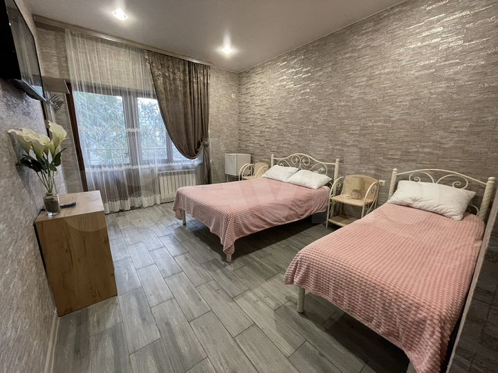 Комната 25 м², 1/2 эт.