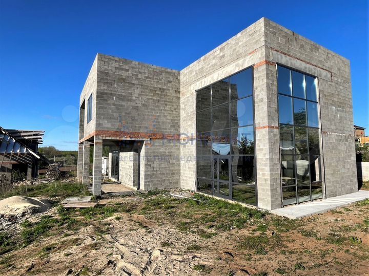 Дом 337 м² на участке 15 сот.