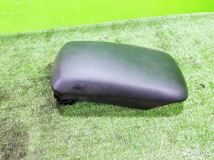 Подлокотник KIA ceed (ED) 2010