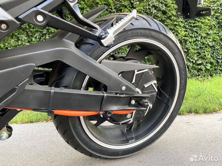 Электромотоцикл Kawasaki Z1000