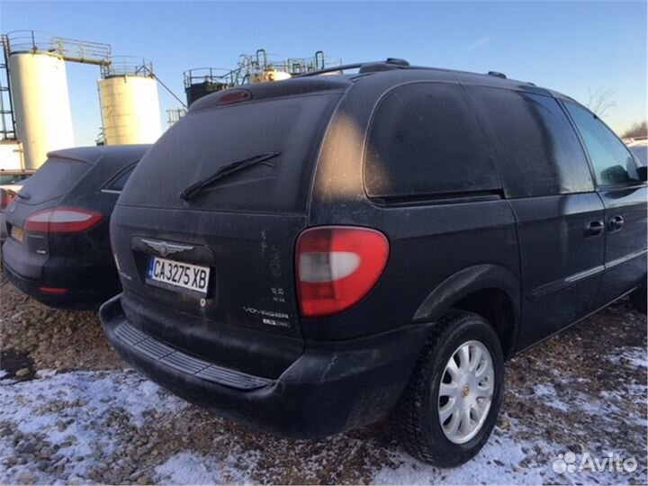 Разбор на запчасти Chrysler Voyager