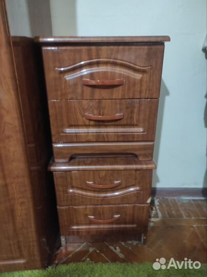 Туалетный столик с зеркалом бу