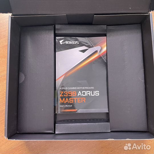 Материнская плата aorus z390 master