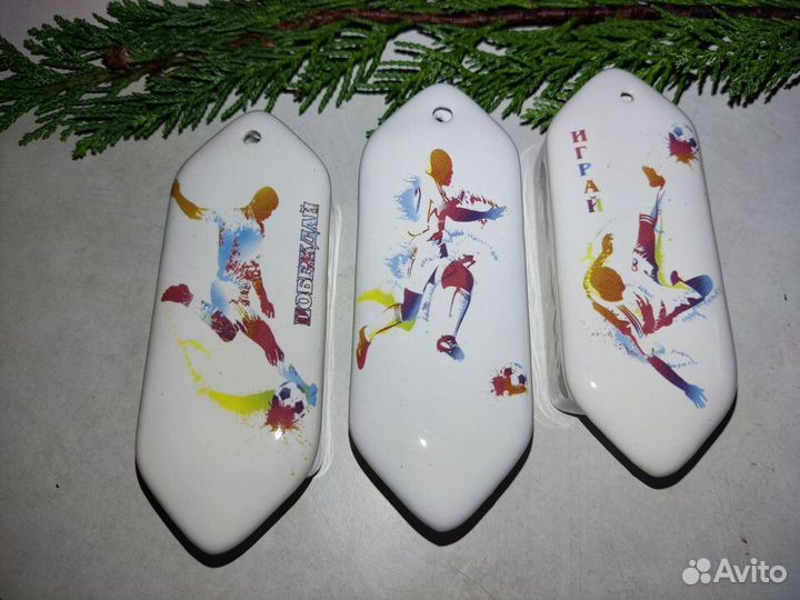 Фарфоровая ёлочная игрушка конфетка