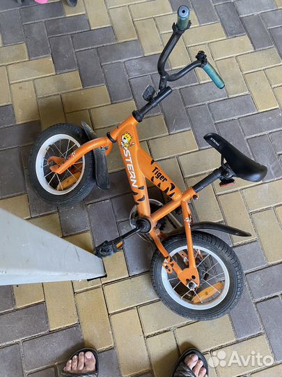 Детский велосипед и самокат