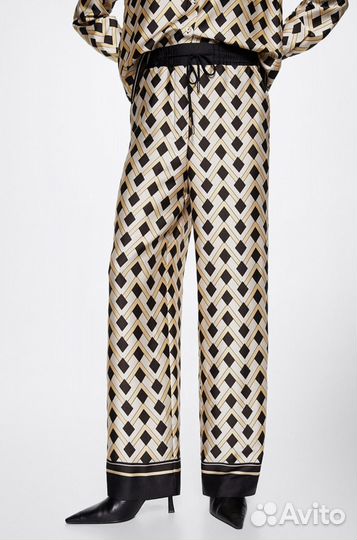 Брючный костюм Манго