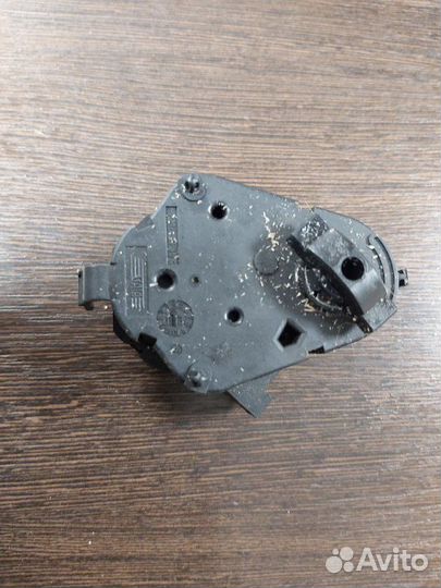 Сервопривод заслонок печки Bmw 520I E39 M52 1996