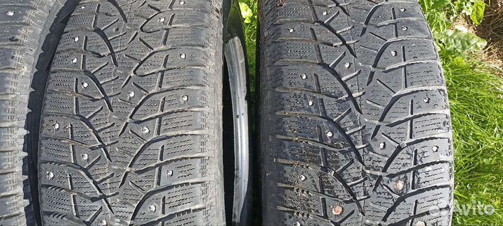Bridgestone Blizzak Spike-02 195/55 R16