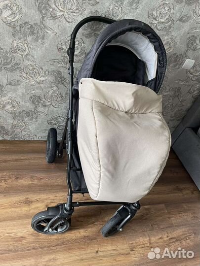 Коляска 2 в 1 + Люлька