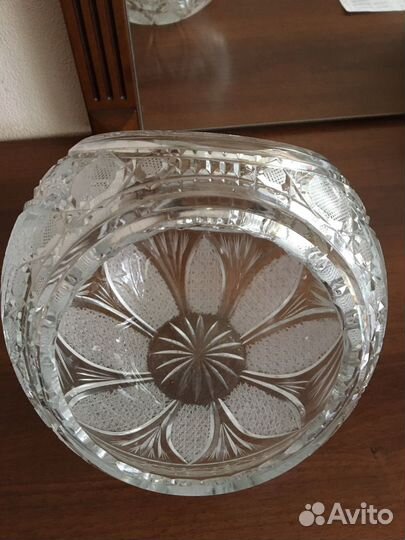 Хрустальная ваза СССР в форме шара