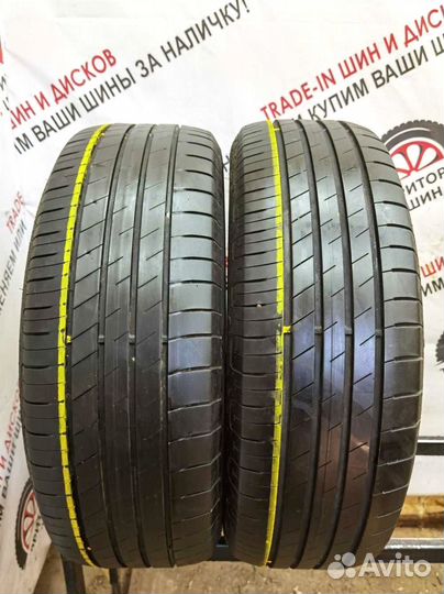 Goodyear EfficientGrip Performance 215/60 R17 96H