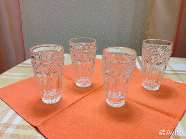 Рюмки (стопки)