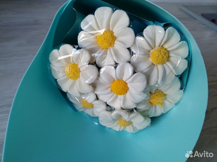 Цветы (ромашки) из бельгийского шоколада