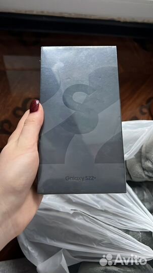 Samsung Galaxy S22+, 8/256 ГБ