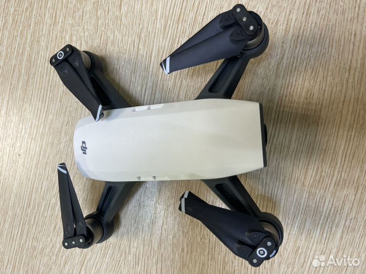 Квадрокоптер Dji Spark