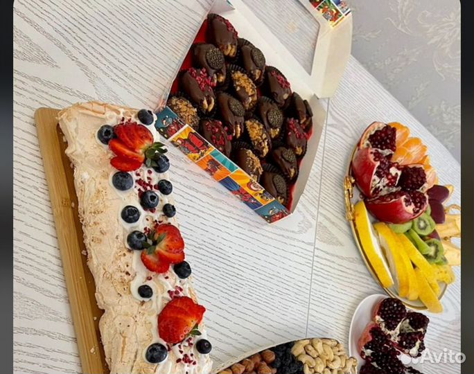 Меренговый рулет из натуральных ингредиентов