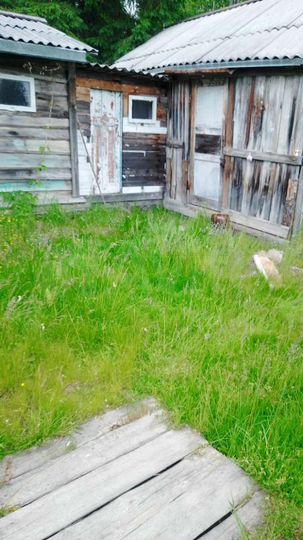 Дача 16 м² на участке 10 сот.