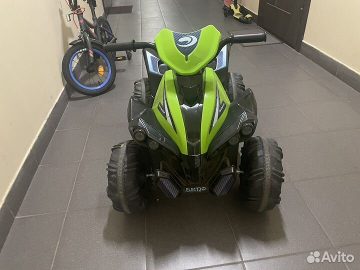 Детский квадроцикл