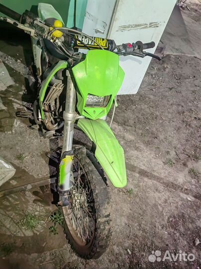 Рейсер 200xzt