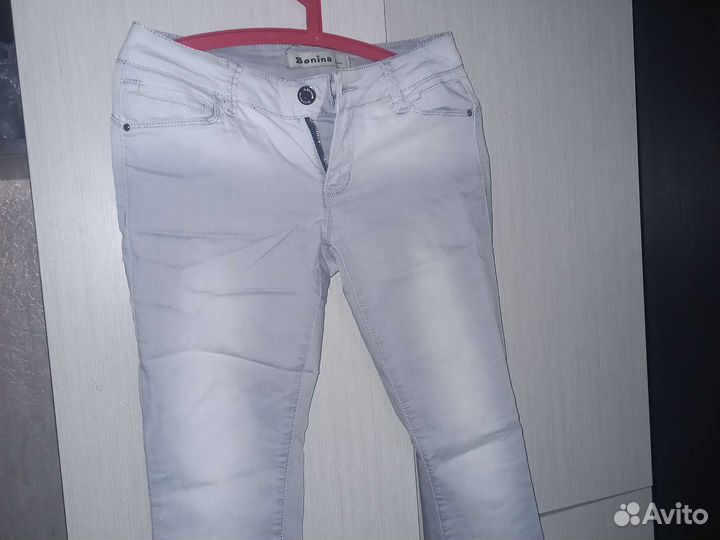 Джинсы