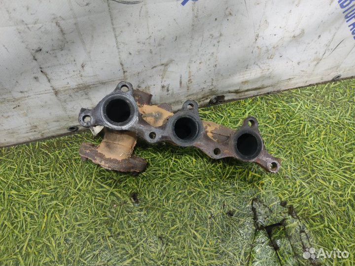 Выпускной коллектор левый Mitsubishi Pajero Sport