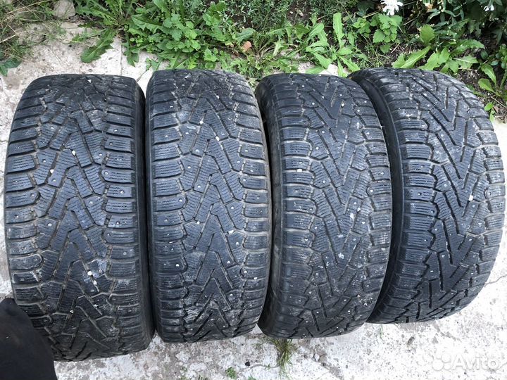 Pirelli Ice Zero 235/55 R17