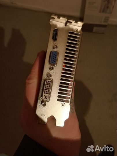 Видеокарта GTX 550ti