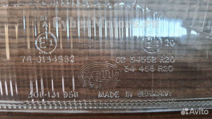 Стекло для фары Audi 100 (44), 82-91