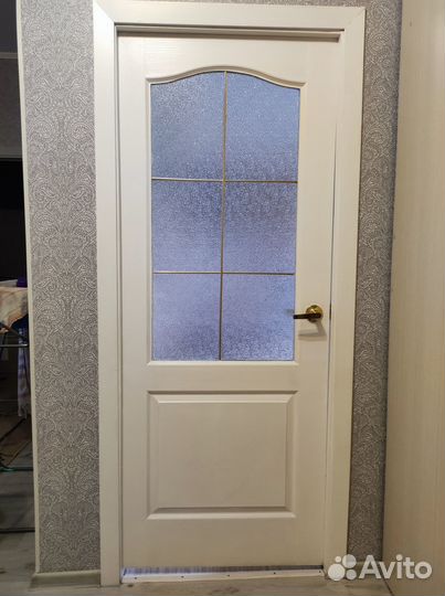 Продаю двери межкомнатные б/у