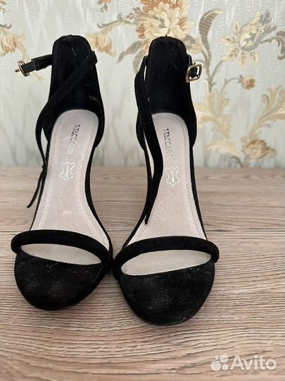 Босоножки 36