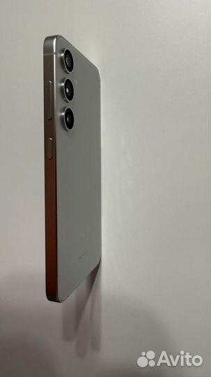 Samsung Galaxy S24, 8/512 ГБ