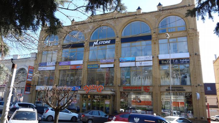 Торговая площадь, 180 м²