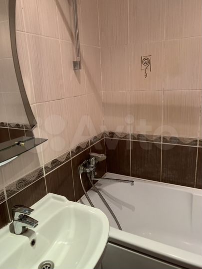 1-к. квартира, 42 м², 2/5 эт.