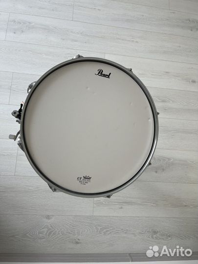 Малый барабан Pearl со стойкой Tamburo