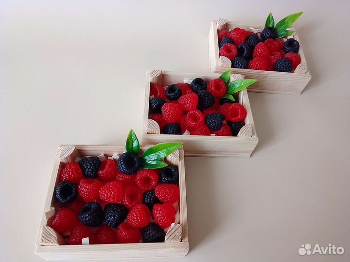 Мыло ручной работы. Ящик малины