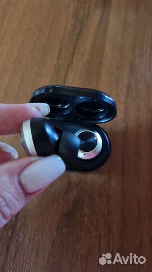 Беспроводные наушники