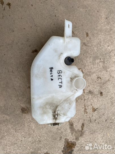 Бачок омывателя LADA Vesta