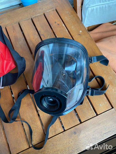 Панорамный противогаз маг-1