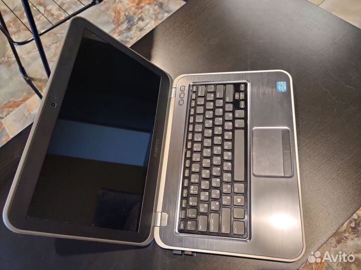 Ноутбук Dell Inspiron 5323