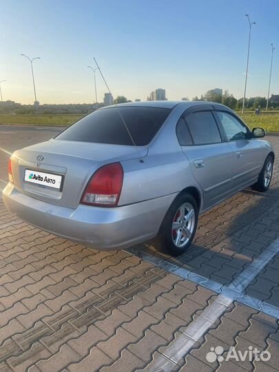 Hyundai Elantra 2.0 AT, 2001, 260 898 км