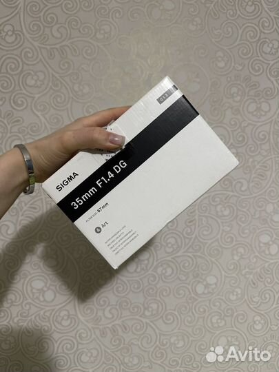 Объектив Sigma AF 35mm f/1.4 DG HSM Art Sony E