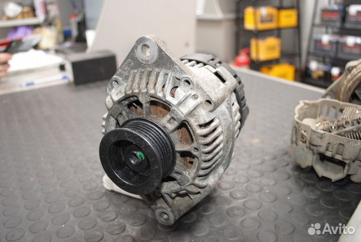 Генератор Renault Megane 1, Laguna 1 б/у