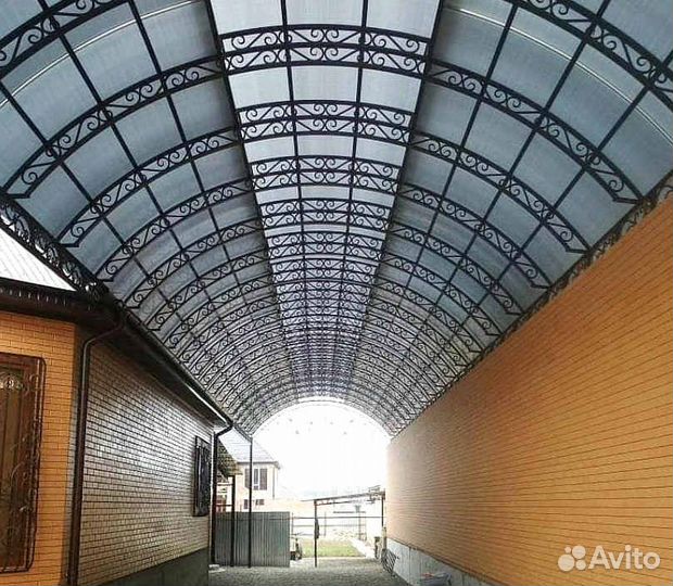 Навес из поликарбоната