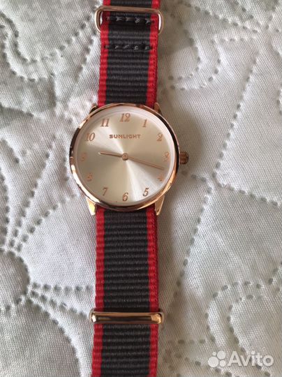 Часы женские кварцевые