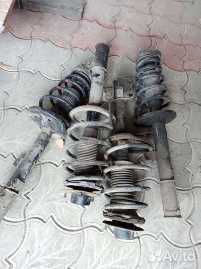 Комплект стоек Harrier SXU10