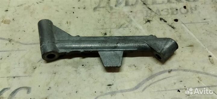 Кронштейн VW Tiguan 2007-2011